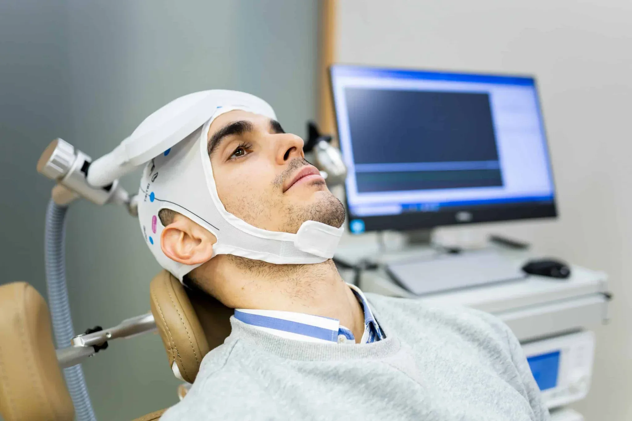 Understanding Depression Treatment: Medication Vs. TMS Therapy